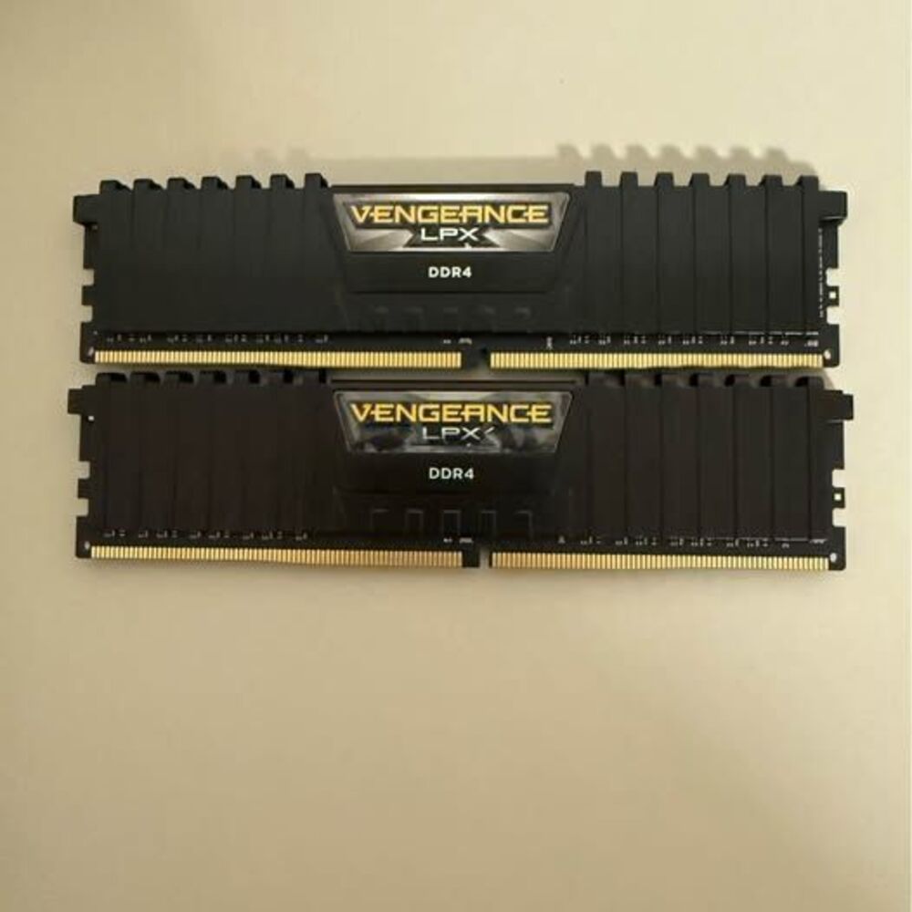 Corsair vengeance lpx ddr4 2x8gb
